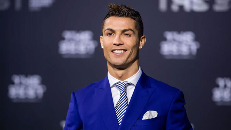 Nói về Cristiano Ronaldo luôn là những sự đánh giá 2 chiều, bởi vốn dĩ trong cuộc sống, chẳng ai có thể chiều chuộng tất cả bằng một sự hài lòng đến tuyệt đối.