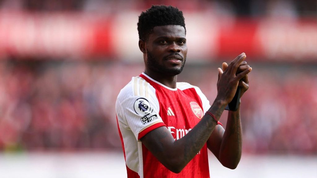 Juve muốn hỏi mượn Thomas Partey của Arsenal